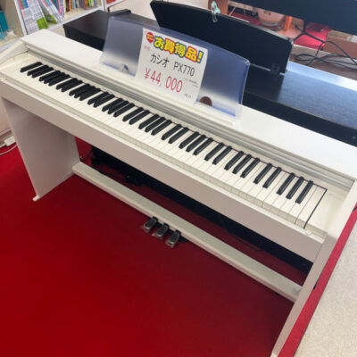 中古電子ピアノ販売(埼玉ショールーム) | 株式会社 小宅楽器
